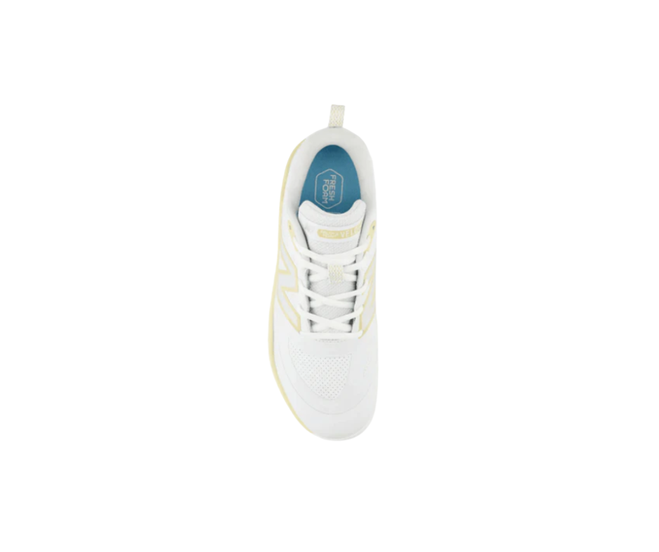 New Balance Softball Velo V4 Turf Woman - Size 8